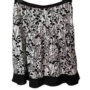 George Me Mark Eisen 12 Black & White Floral Skirt Business Casual Linen Blend